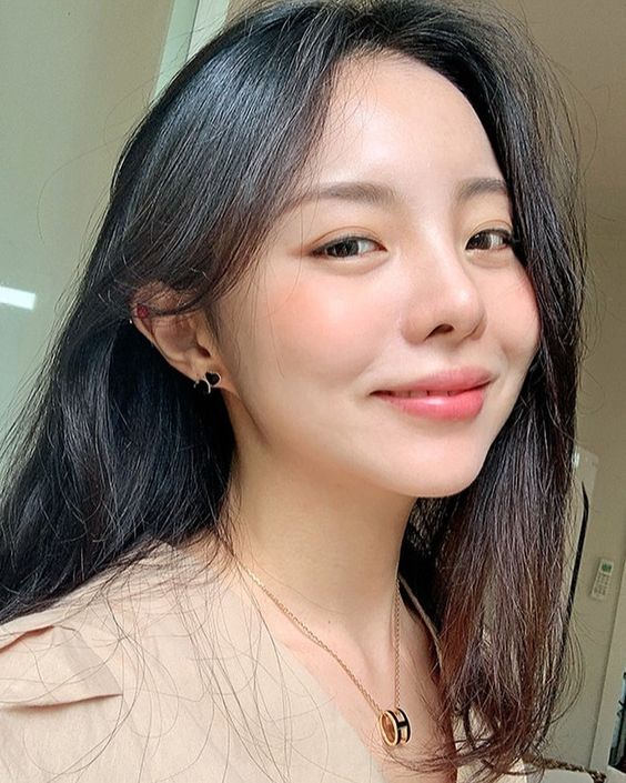 BTV làm đẹp tiết lộ bí quyết giữ da căng mọng, mịn màng khi trời chuyển lạnh-1