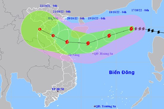 Bão số 6 (bão Nesat) giật cấp 14 quần thảo Biển Đông, sóng biển cao đến 10m