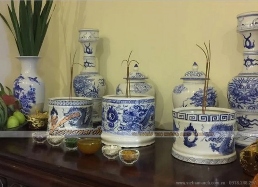 Bát hương có 1 trong 4 dấu hiệu này nên thay ngay, chớ giữ lại mất lộc, làm quanh năm chỉ thấy dư nợ-1