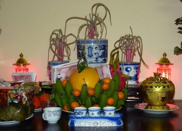 Bát hương có 1 trong 4 dấu hiệu này nên thay ngay, chớ giữ lại mất lộc, làm quanh năm chỉ thấy dư nợ-2