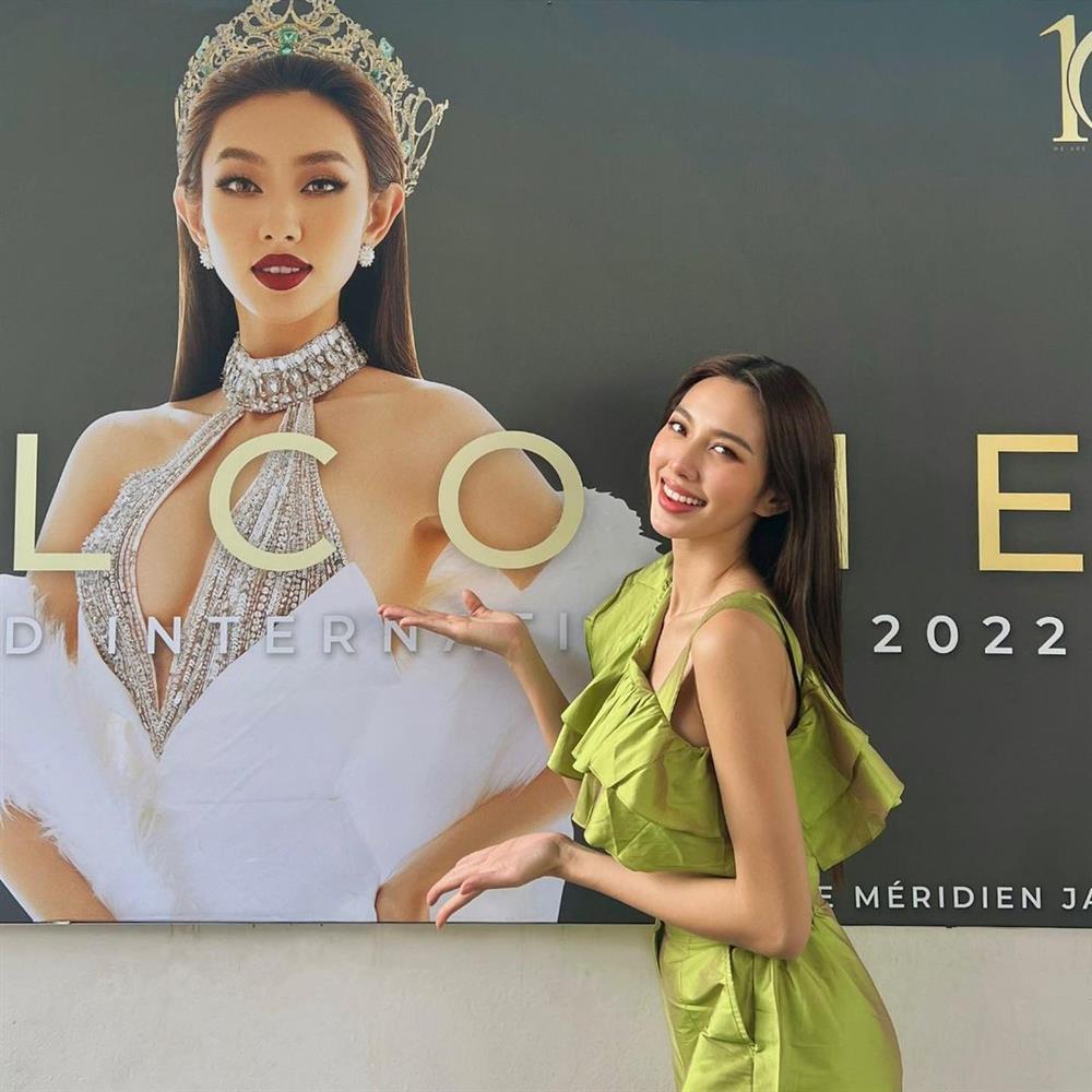 Thùy Tiên nhiều lần mất điểm vì trang phục nhàu nát-1