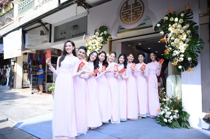 Lễ ăn hỏi của Hoa hậu Đỗ Mỹ Linh và doanh nhân Đỗ Vinh Quang-1