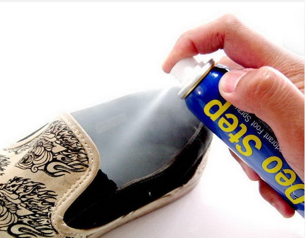 Top 15 mẹo hiệu quả nhất giúp khử mùi hôi giày dễ dàng mà không cần phải giặt-1