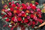 Chợ hoa đêm lớn nhất Hà Nội đông nghẹt khách trước dịp 20/10-13