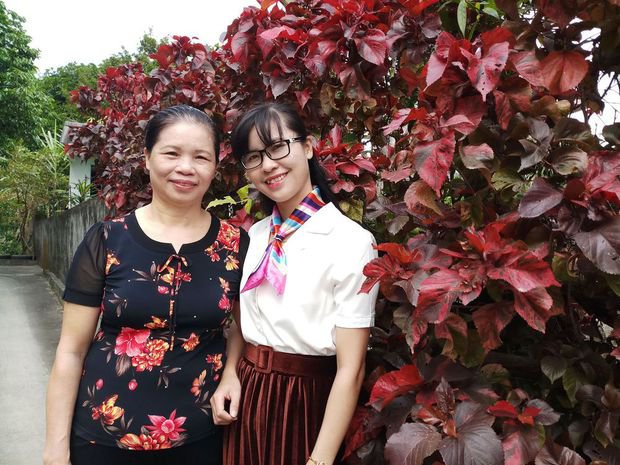 Những cô con gái xây nhà tặng bố mẹ: Tiết kiệm 70% thu nhập, chỉ ngủ 3-4 tiếng/ngày-1