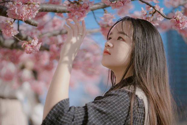 Những cô con gái xây nhà tặng bố mẹ: Tiết kiệm 70% thu nhập, chỉ ngủ 3-4 tiếng/ngày-9