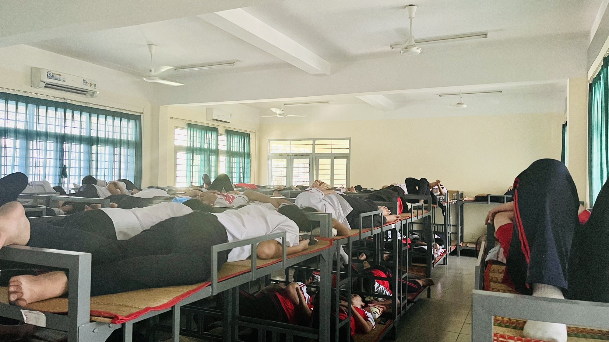 TP.HCM: Thêm một trường học bị phản ánh vì thu tiền ngủ trưa-1