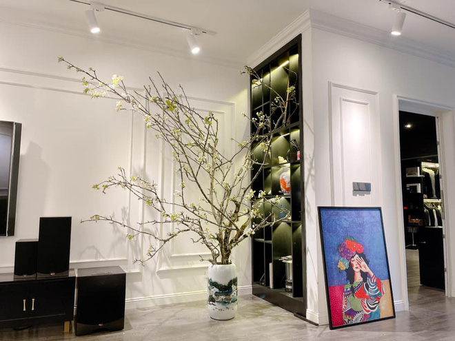 Hé lộ căn nhà đầy tính nghệ thuật của nam ca sĩ độc thân ở tuổi 42-4