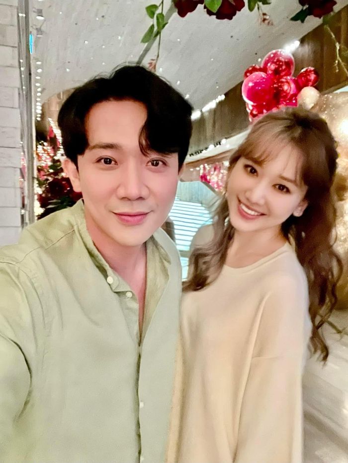 Xa ông xã Trấn Thành, Hari Won cô đơn một mình về Hàn Quốc chữa bệnh liệt cơ mặt-3