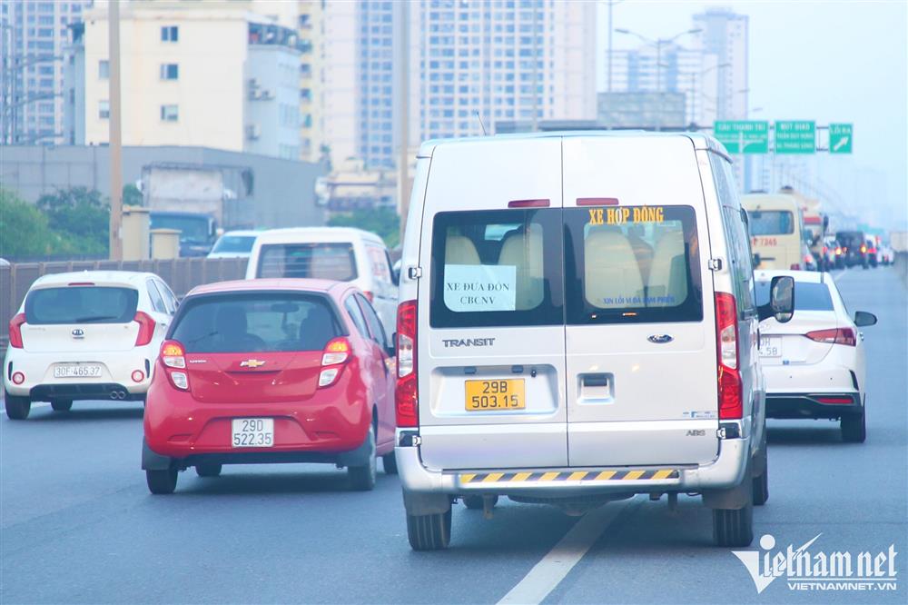 Tiếng còi xe cấp cứu và việc không tuân thủ luật đến mức vô cảm của lái xe-4