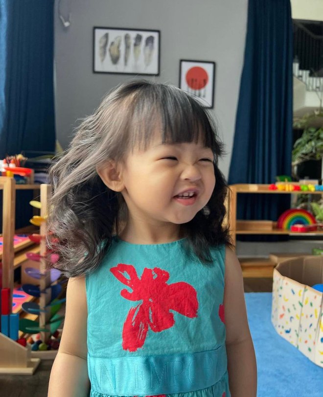 Nhìn phòng riêng của con gái Cường Đô la, biết ngay mức độ coi trọng giáo dục của gia đình như thế nào-5