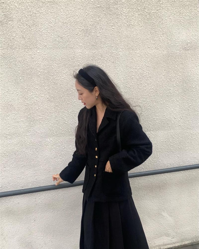 6 chiêu diện đồ đen sang chảnh, không sợ dìm da xỉn màu, kém sang-1