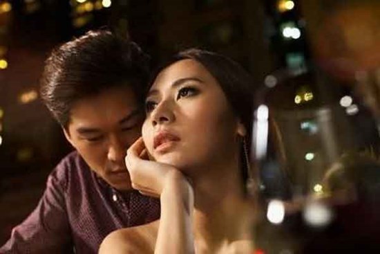 Vì bà chủ giàu có lại 'từng trải', nên chồng tôi 'lỡ vướng lưới tình'?