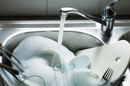 Nên dùng trực tiếp hay pha loãng nước rửa bát? Câu trả lời khiến nhiều người giật mình-2