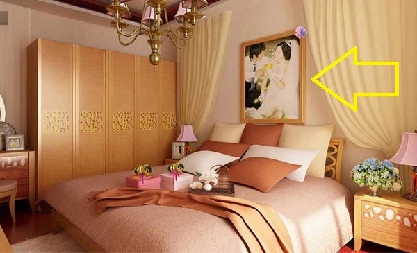 Tổ tiên căn dặn: 4 thứ đặt ở đầu giường nhà nào, nhà đó nghèo không ngóc đầu lên được, đó là thứ gì?-1