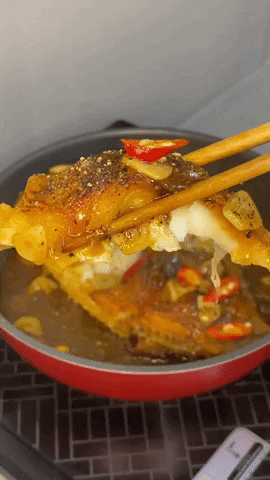 Món cá chiên sốt mắm ớt cay cay cho bữa cơm ngày mưa lạnh-6