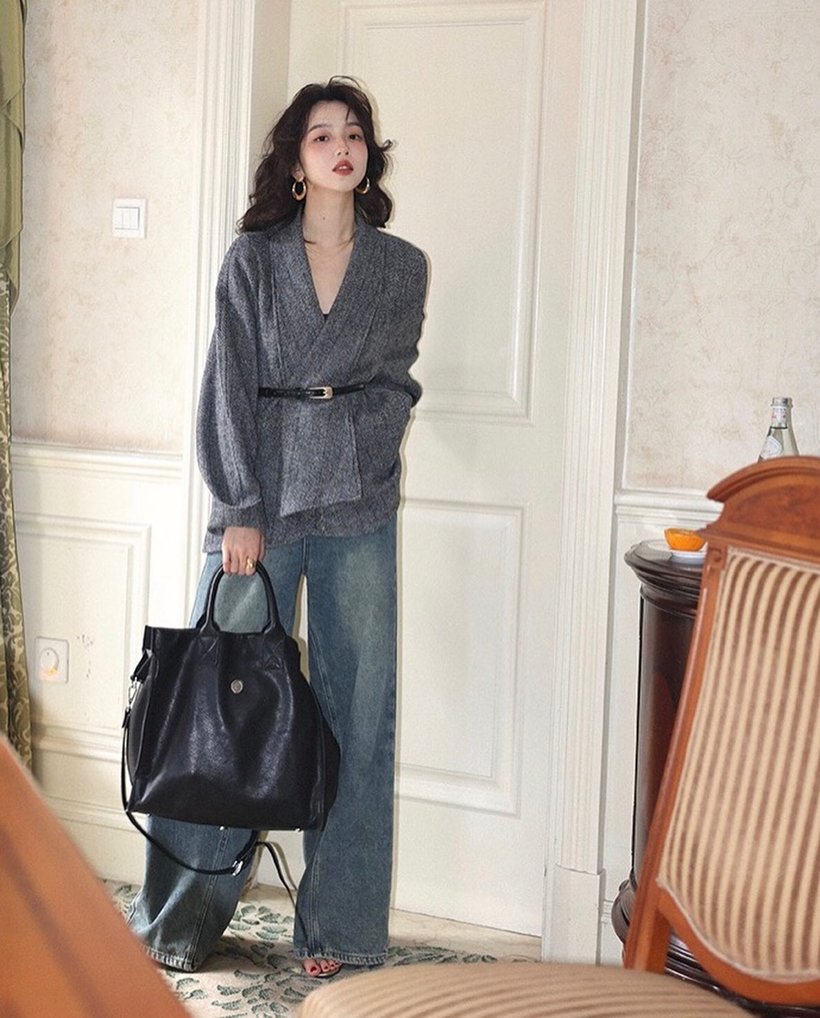 4 kiểu áo khoác tôn dáng cao ráo, thon thả đáng sắm nhất mùa lạnh-7