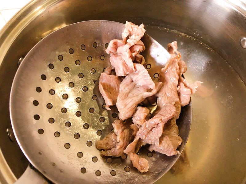 Mì bò trộn kiểu Nhật: Bữa ăn 1 món duy nhất vẫn đảm bảo đủ chất mà ngon-7