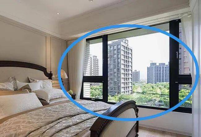 Bố trí ban công cần lưu ý 6 điều này kẻo hao tổn tiền tài, gia đạo xung đột-4