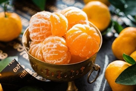 5 thực phẩm phụ nữ nên dùng để cấp ẩm, chống khô và làm cho da mịn màng vào mùa đông khô hanh