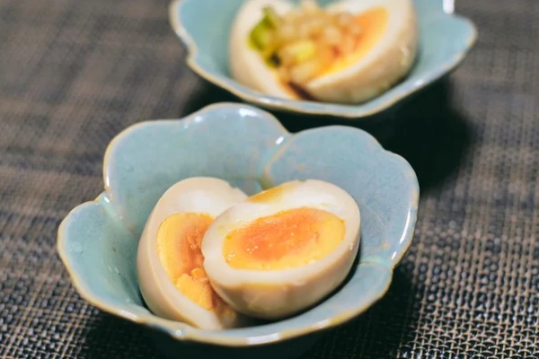 5 thực phẩm phụ nữ nên dùng để cấp ẩm, chống khô và làm cho da mịn màng vào mùa đông khô hanh-4