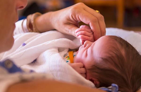 Hà Nội liên tiếp ghi nhận 2 trẻ sơ sinh đột tử trong khi ngủ, chuyên gia phân tích nguyên nhân và cách phòng tránh-3