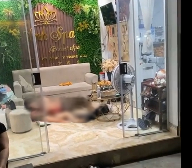 Khởi tố đối tượng đâm chết bạn gái tại tiệm spa-1