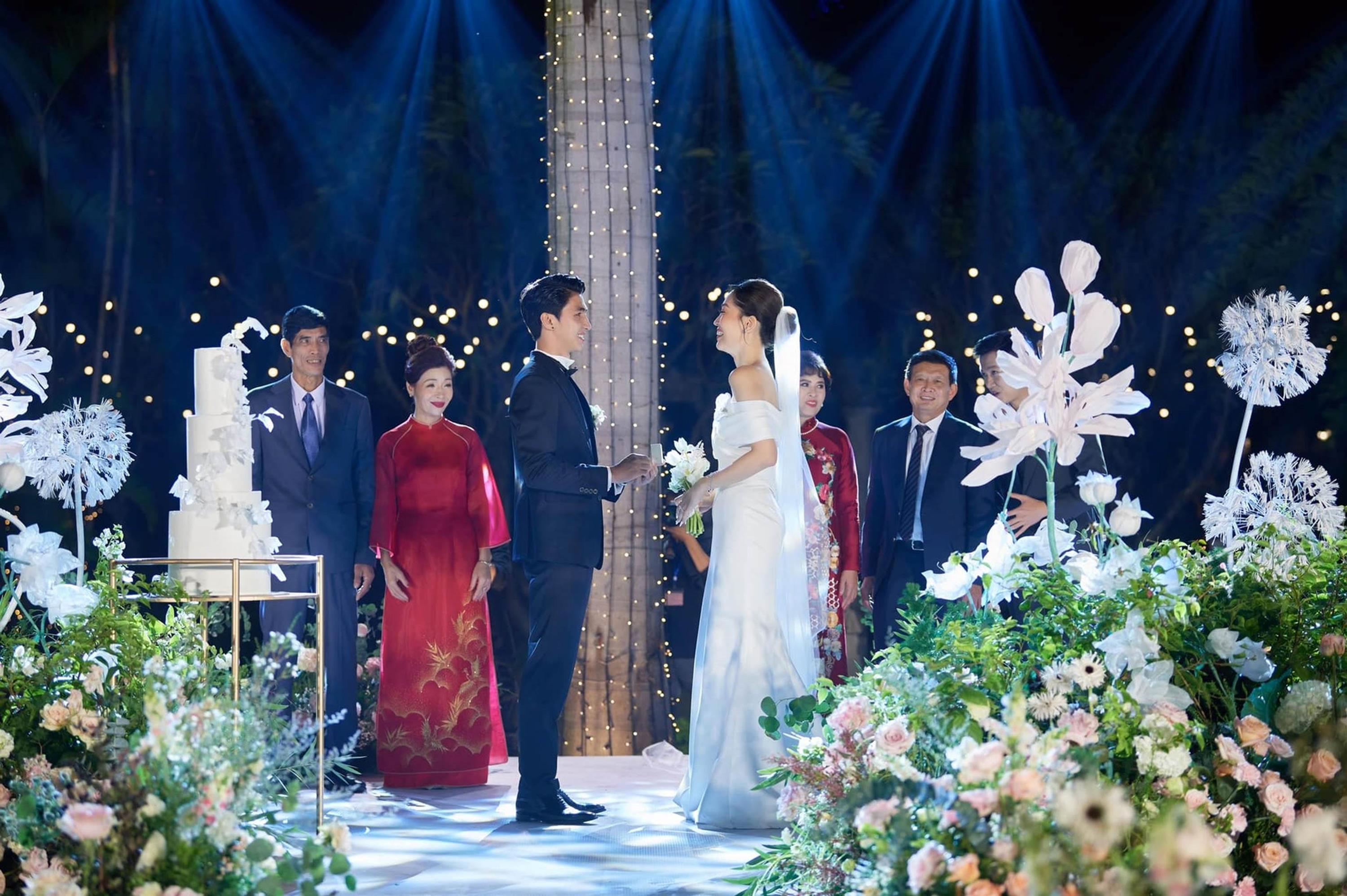 Bình An lái môtô lần cuối vào tiệc cưới với Phương Nga-8