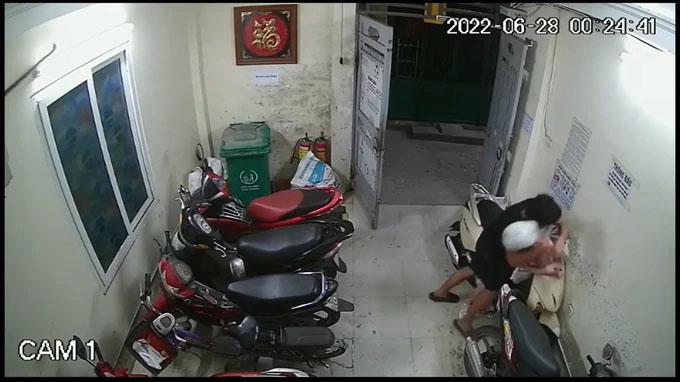 Cô gái tố bị phụ xe sàm sỡ: Mặc hớ hênh, tỏ ra thân mật là có lỗi?-2