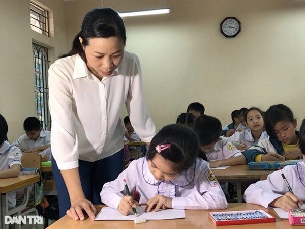 Thầy hiệu trưởng: Hình ảnh trẻ em gà gật tới lớp khiến tôi ám ảnh-3