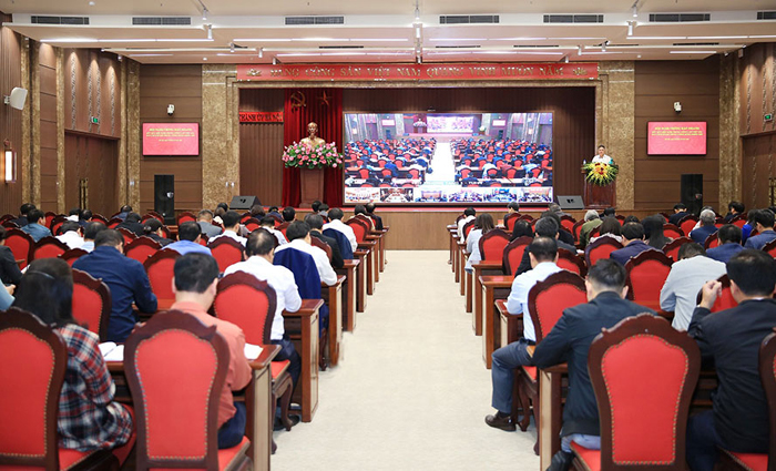 Thành ủy Hà Nội thông báo kết quả Hội nghị Trung ương 6 khóa XIII-1