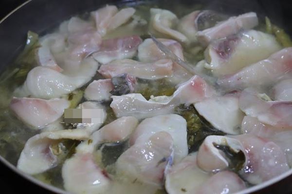 Công thức làm cá om dưa ngon tuyệt với các bước đơn giản, ăn ngày cuối thu thì tốn cơm đến lạ-9