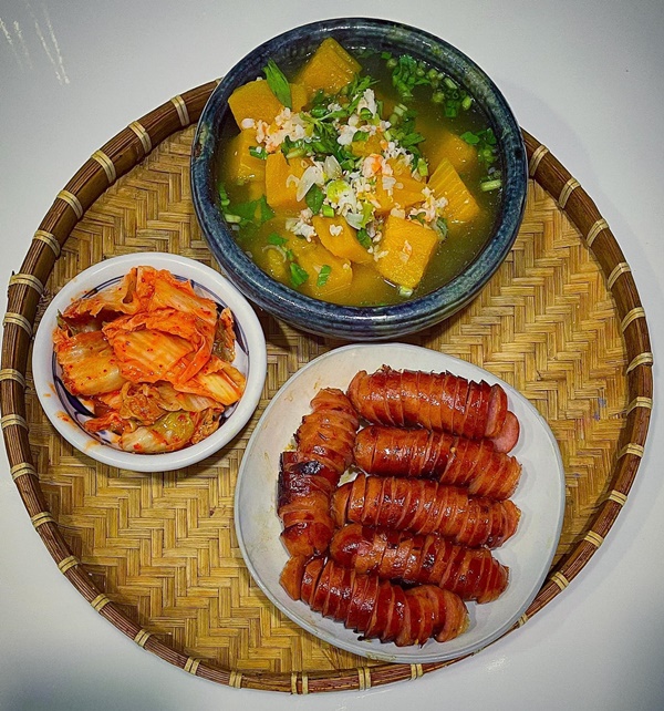 Cơm nhà 2 món nhanh gọn, dân dã mà ngon miệng đưa cơm, chị em lưu ngay&nbsp;cho những ngày bận rộn-12