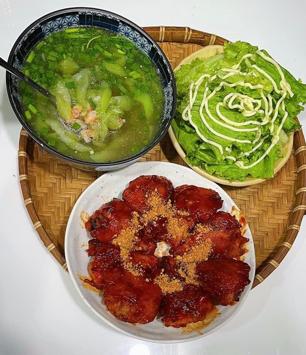 Cơm nhà 2 món nhanh gọn, dân dã mà ngon miệng đưa cơm, chị em lưu ngay&nbsp;cho những ngày bận rộn-24