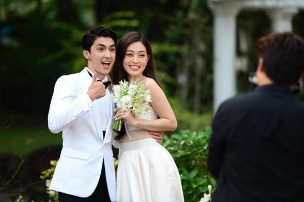 Phương Nga mặc váy cưới hai mảnh bị chỉ trích, Bình An đáp trả thâm sâu bảo vệ vợ-4