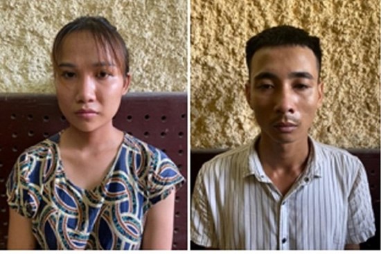 Người lạ chuyển nhầm vào tài khoản nửa tỉ đồng, 4 đối tượng bàn nhau chiếm đoạt