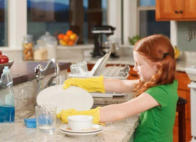 Lý do cực xác đáng để cho trẻ làm việc nhà và tuyệt chiêu giúp bố mẹ đào tạo” con làm việc nhà thành công-4