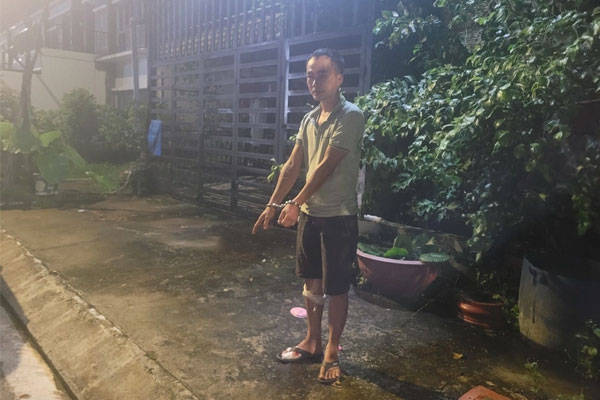 Bắt giữ 2 cha con cùng 3 đối tượng chuyên dùng xe tải đi trộm chó-2