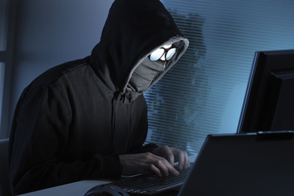 Gần 2 triệu người Singapore lộ dữ liệu-1