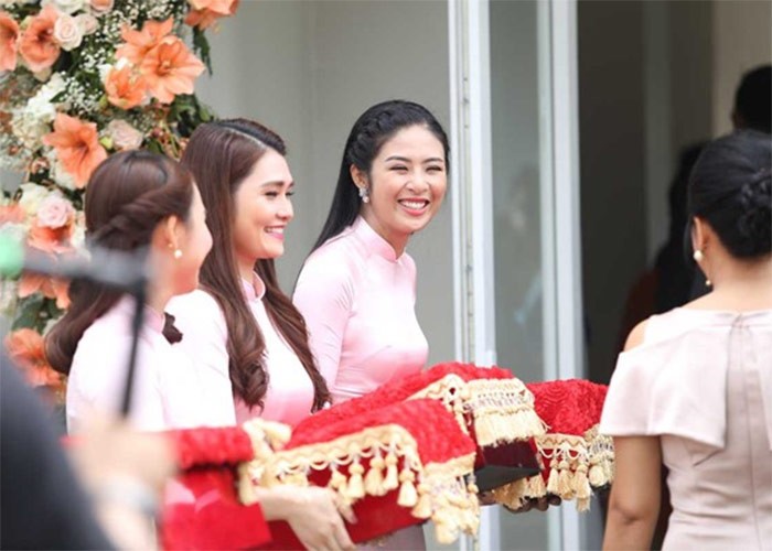 HH Ngọc Hân dành cả thanh xuân làm phù dâu cho dàn mỹ nhân-4