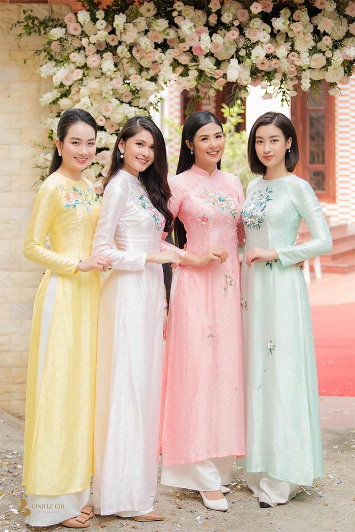 HH Ngọc Hân dành cả thanh xuân làm phù dâu cho dàn mỹ nhân-7