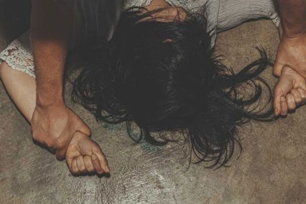 Bốn người phụ nữ bị bắt vì đeo mặt nạ dọa ma trẻ mầm non-2