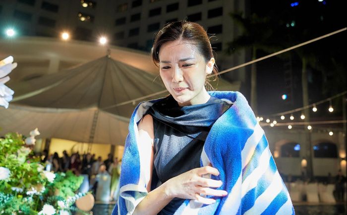 Nghệ sĩ dự đám cưới Phương Nga bị đẩy xuống hồ bơi giữa trời lạnh-4