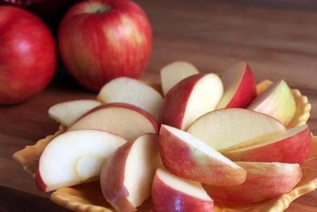 Ăn táo rất tốt nhưng cần tránh những thời điểm này trong ngày-4