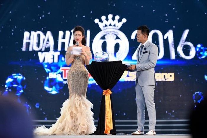 MC dẫn dắt 2 đám cưới của Đỗ Mỹ Linh và Phương Nga: Gương mặt quen thuộc ở VTV, uy tín-4