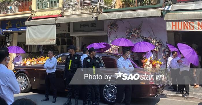 Siêu xe đổ bộ đám cưới Đỗ Mỹ Linh, dàn vệ sĩ phủ kín cả con đường trong lễ rước dâu-2