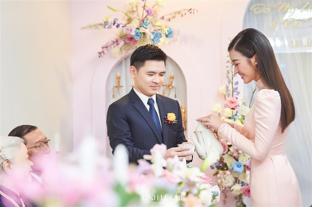 MC nổi tiếng dẫn hôn lễ Đỗ Mỹ Linh tiết lộ cơ duyên quen nàng Hậu-2