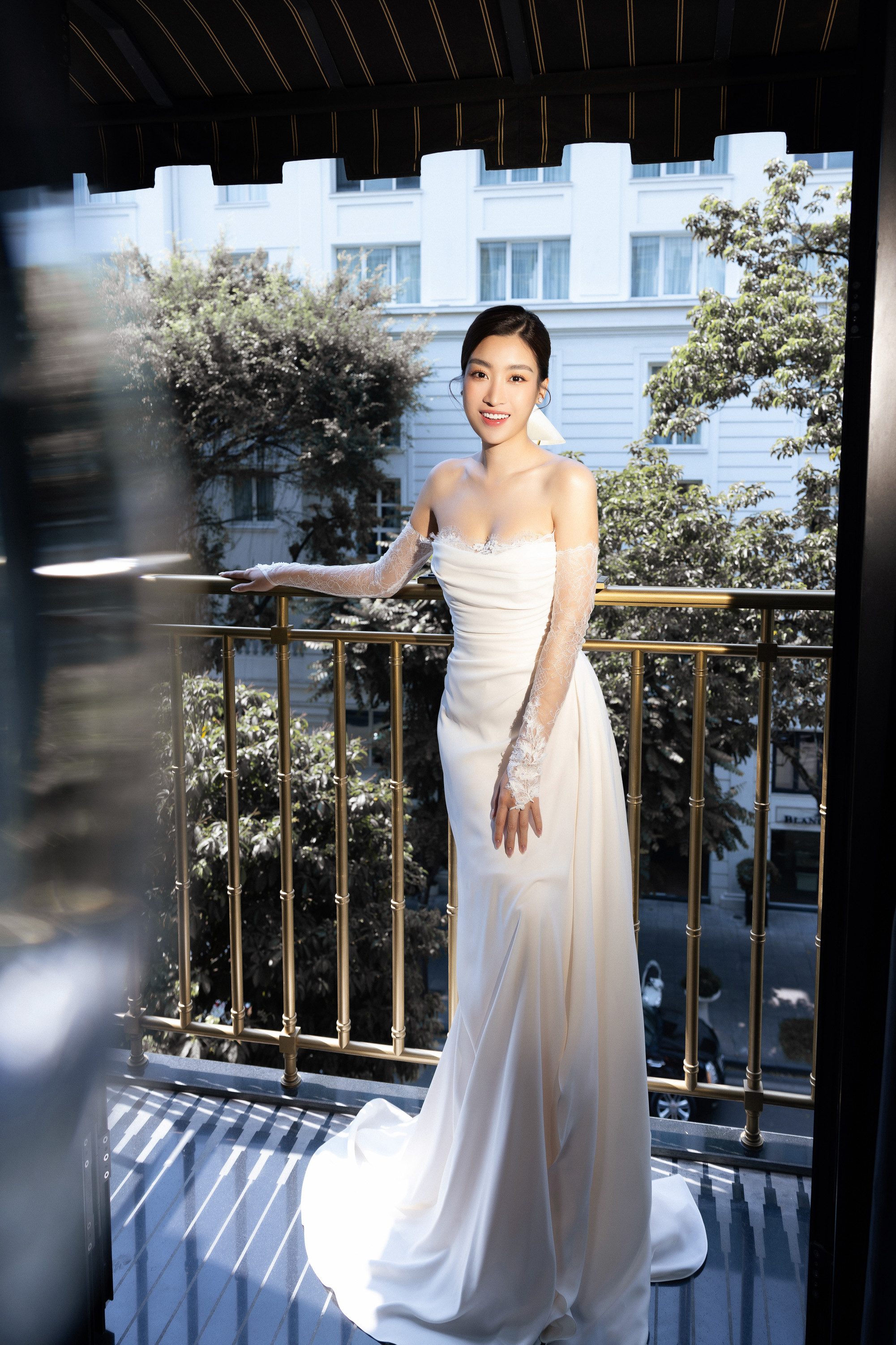 Hoa hậu Đỗ Mỹ Linh 2 lần khóc trong lễ cưới với thiếu gia Vinh Quang-1
