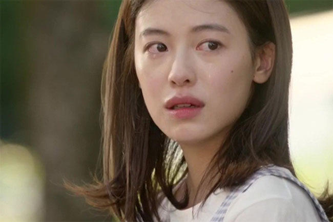 Chồng chặn tình đầu của mẹ chồng trước cửa nhà, tôi lại làm như này-2