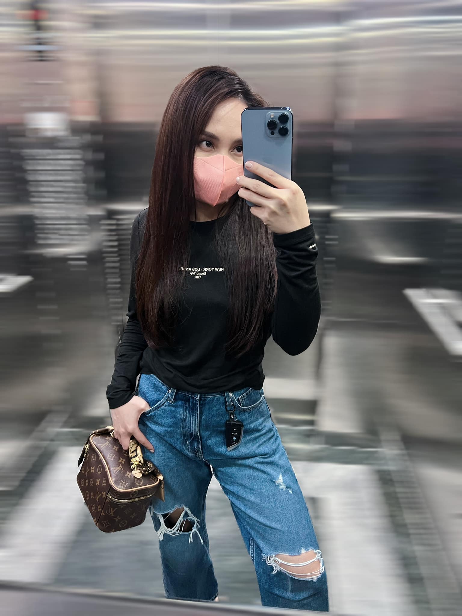 Diễn viên Việt xuống phố hút mọi ánh nhìn trong thời tiết đầu Đông-9